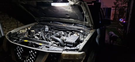 Lumière  de travail rechargeable et aimantable NEUNOEIL